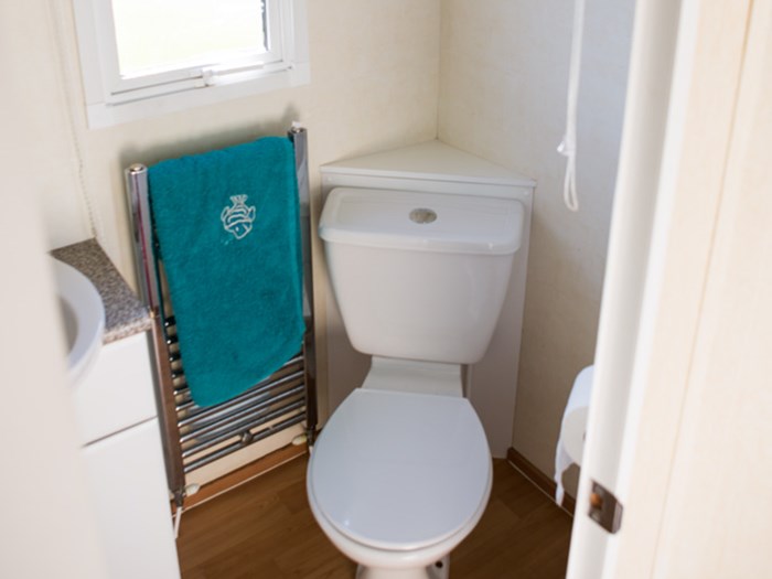 Toilet and towel rail caravanlet.co.uk